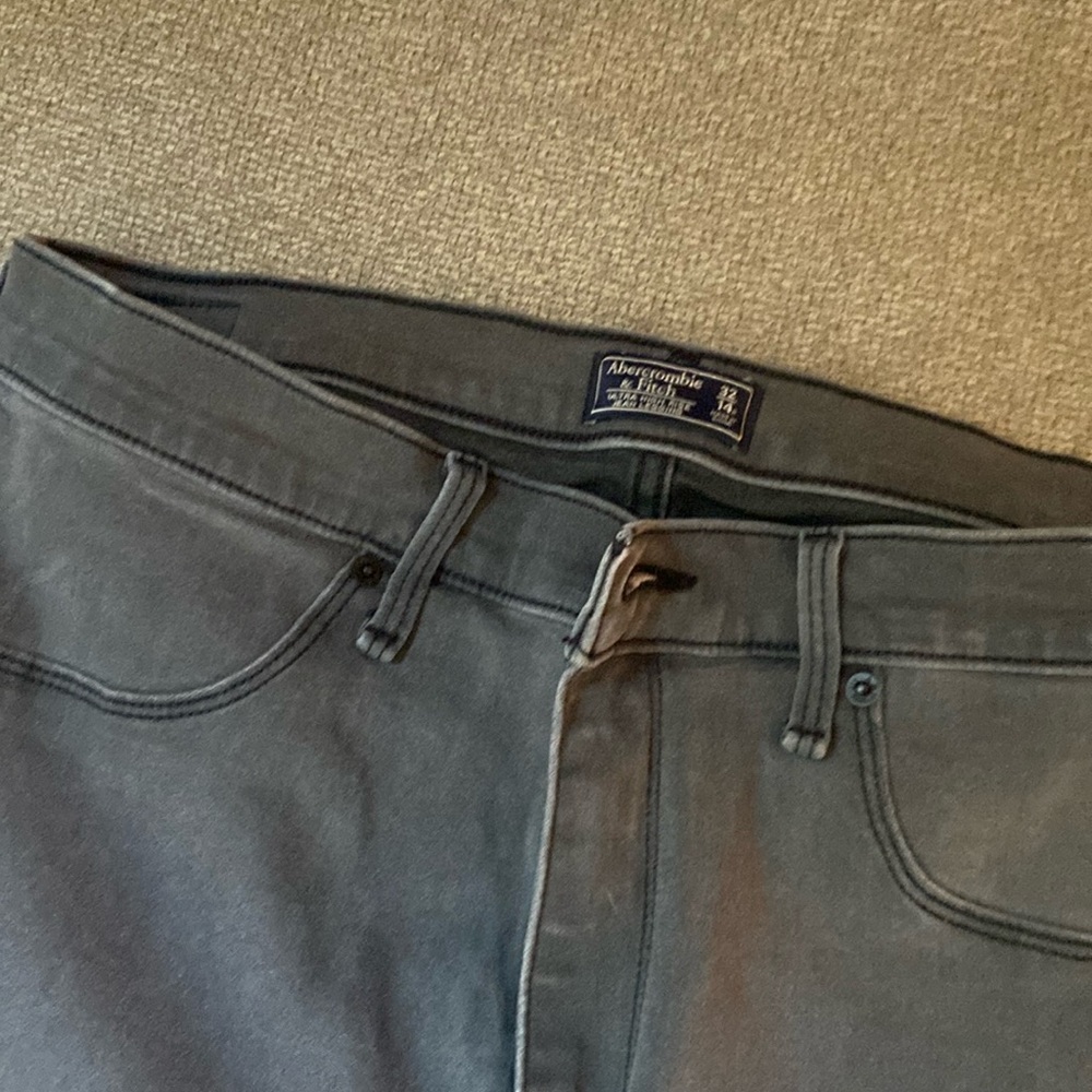 Abercrombie and Fitch size 32 jeans gray